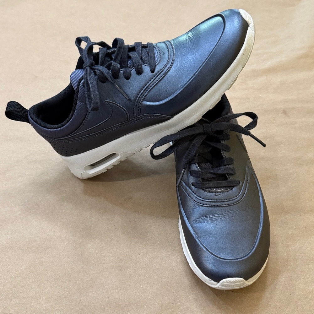 Nike Air Max Thea Black Metallic Sneakers Size 7